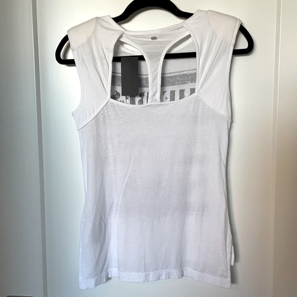 Guess Embellished Best Show Top - Picture 4 of 8